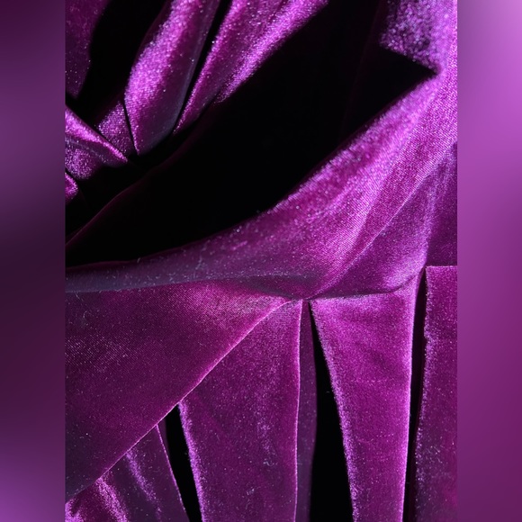 ASOS Design Velvet Dress - Picture 5 of 6